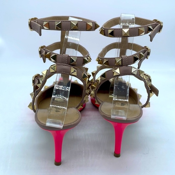 Valentino Garavani Hot Neon Pink patent leather Rockstud T strap pumps 39.5 - Picture 6 of 9